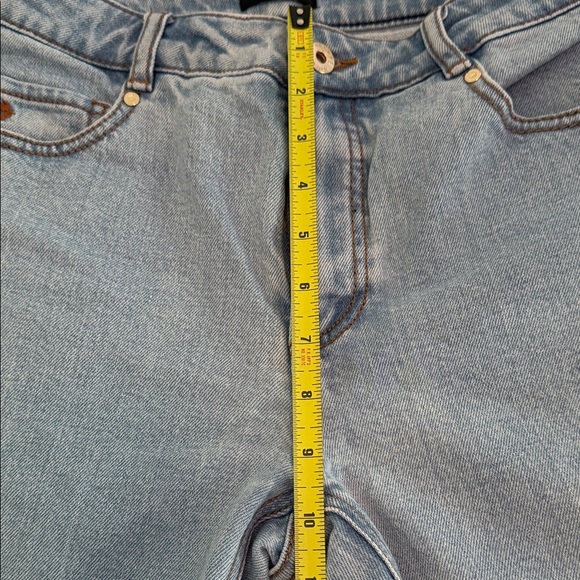 Kate Spade Light Blue Jeans, cuffed, size 27 - Picture 6 of 7